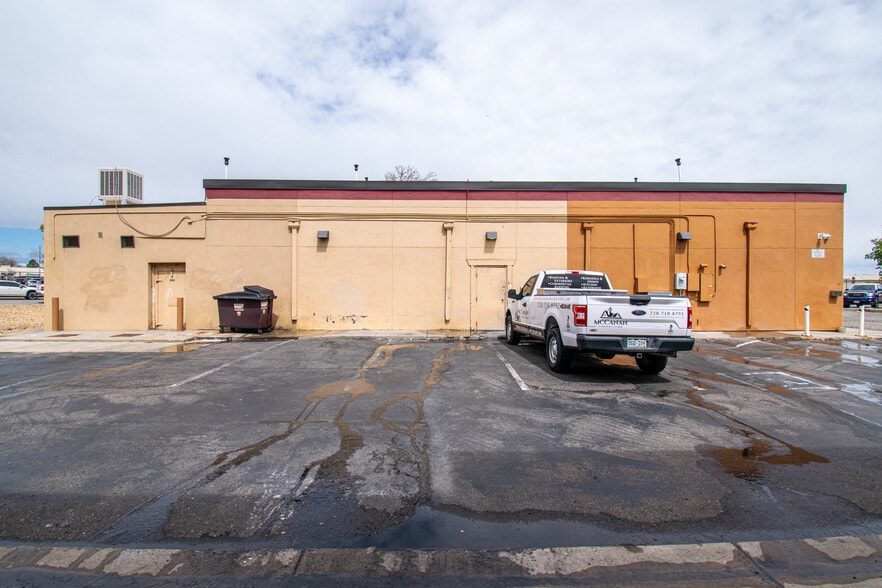 More Photos Of 2340 S Chambers Rd, Aurora Restaurant For Sale