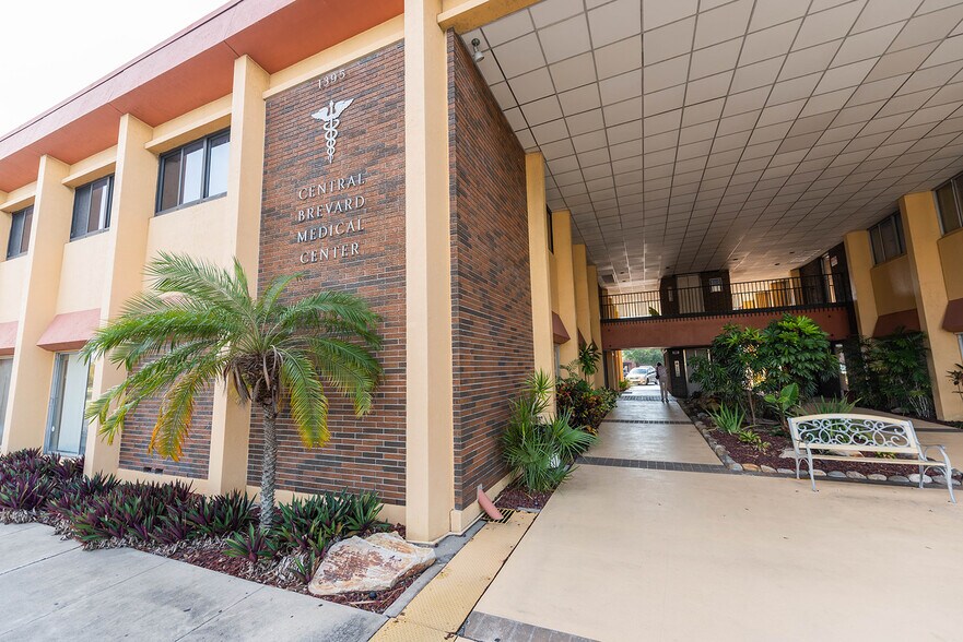 More Photos Of 1395 N Courtenay Pky, Merritt Island Medical For Sale