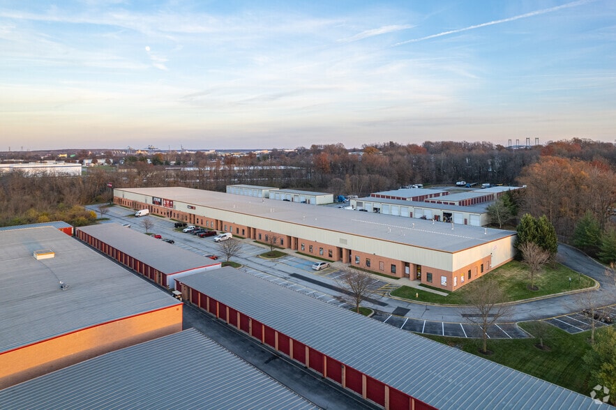 More Photos Of 4060 N DuPont Hwy, New Castle Warehouse For Lease