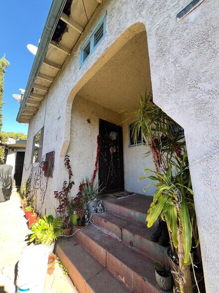 More Photos Of 3333 Division St, Los Angeles Apartments For Sale