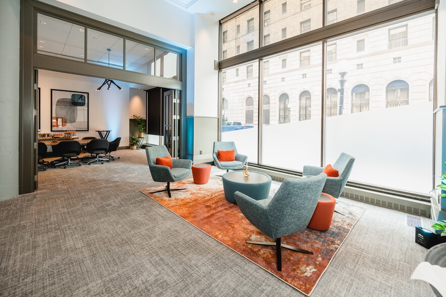 More Photos Of 360 Saint Peter St, Saint Paul Apartments For Lease