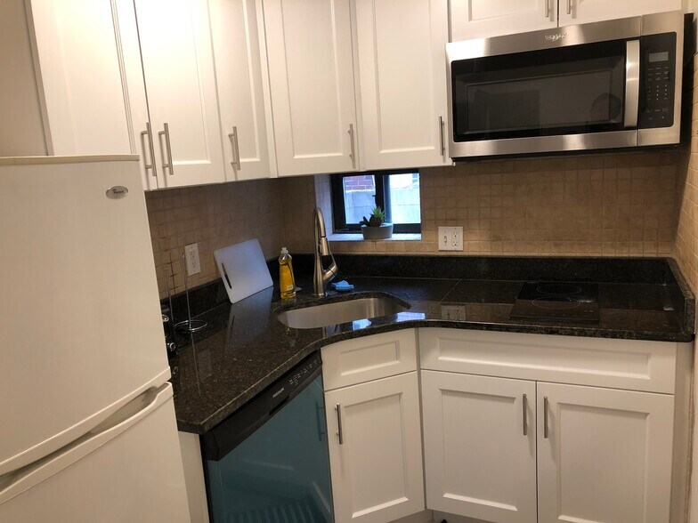More Photos Of 238 S 22nd St, Philadelphia Apartments For Sale