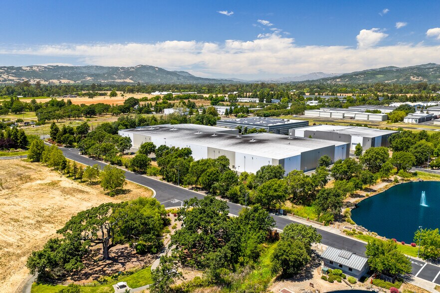 More Photos Of 21945 Carneros Lake Ln, Sonoma Warehouse For Lease