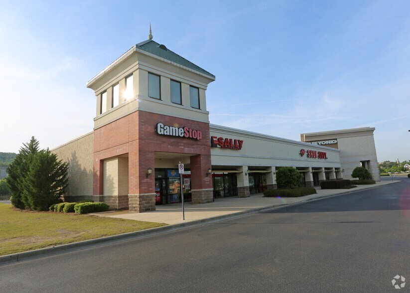 More Photos Of 750 Colonial Promenade Pky, Alabaster Storefront For Lease
