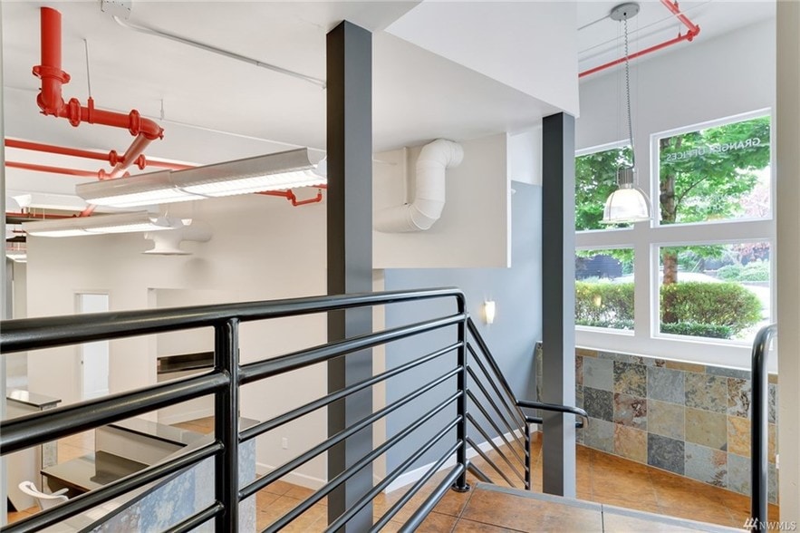 More Photos Of 4014-4020 Aurora Ave N, Seattle Apartments For Sale