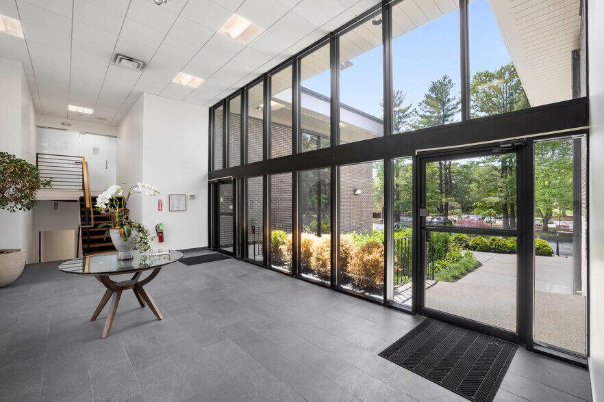 More Photos Of 154 Wells Ave, Newton Office For Lease