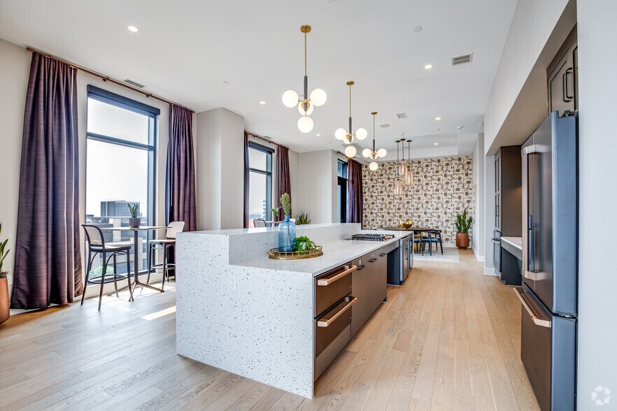 More Photos Of 650 Portland Ave S, Minneapolis Apartments For Lease