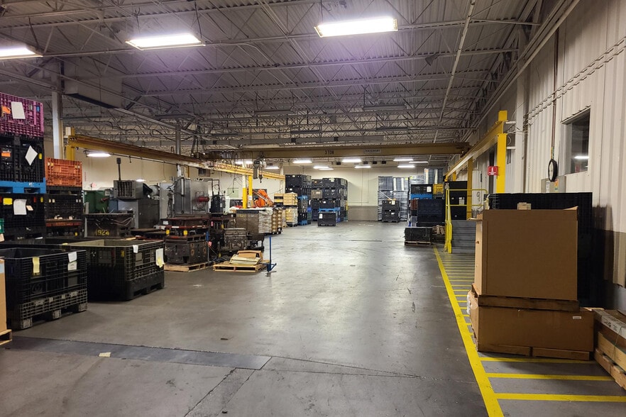 More Photos Of 1985 E Laketon Ave, Muskegon Manufacturing For Lease