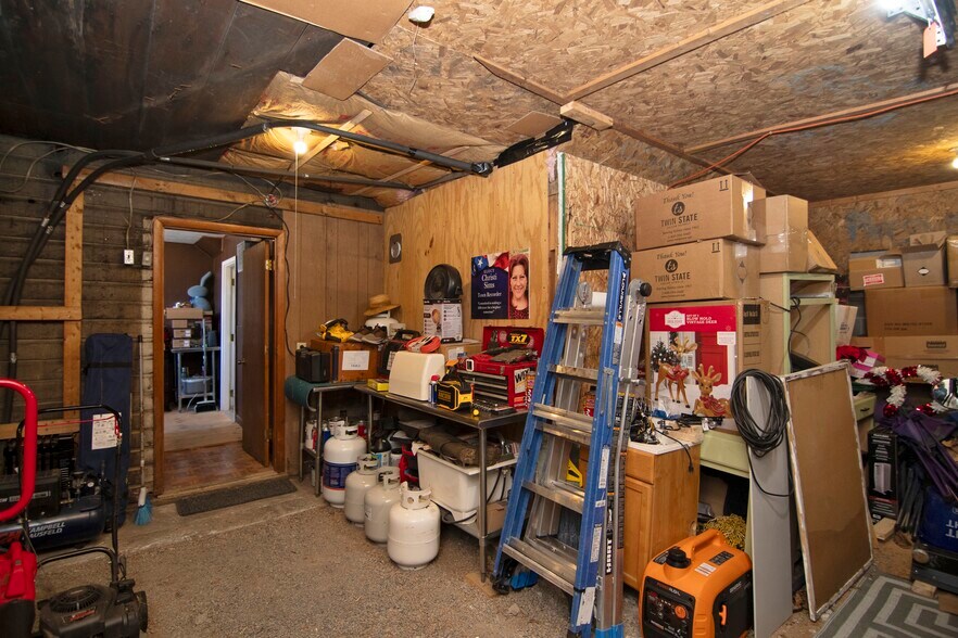 More Photos Of 439 Main Street, Rainelle Storefront Retail Residential For Sale