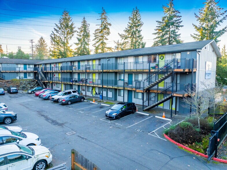 More Photos Of 10500 51st Ave S, Seattle Apartments For Sale