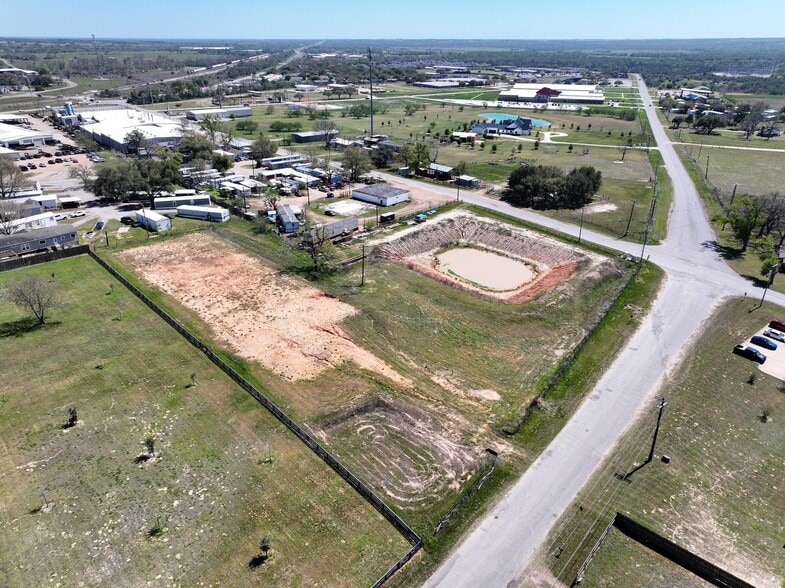 More Photos Of 1057 Tesch St, Bellville Industrial For Lease