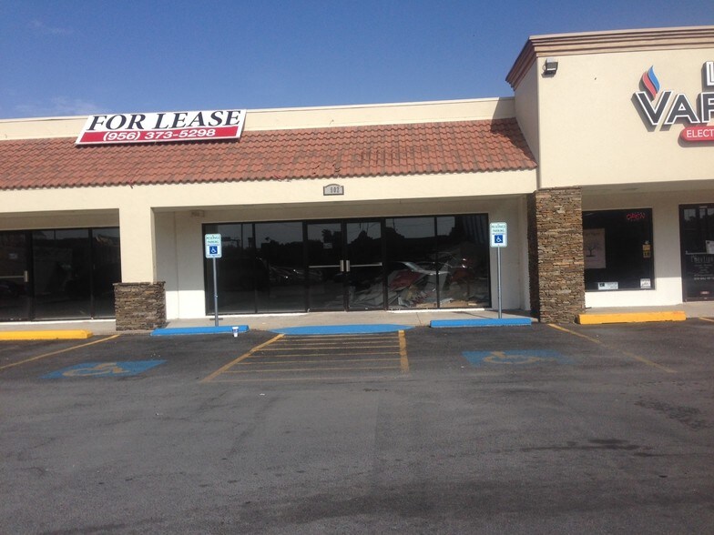 Primary Photo Of 1902-1906 S 10th St, McAllen Daycare Center For Lease