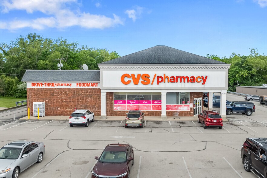 More Photos Of 1400 N High St, Hillsboro Drugstore For Sale