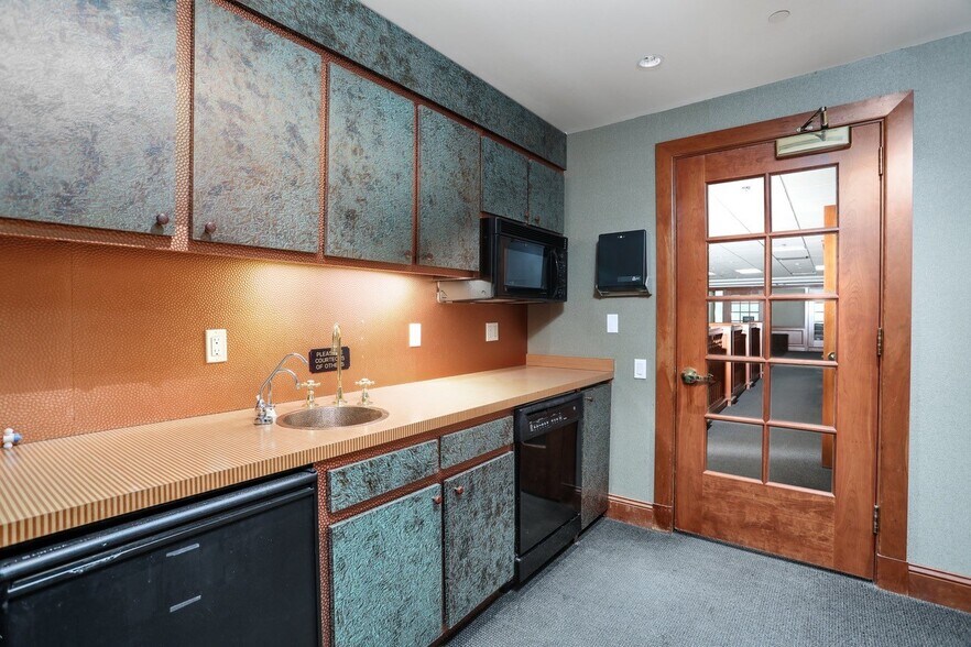 More Photos Of 101 Southfield Rd, Birmingham Office For Lease