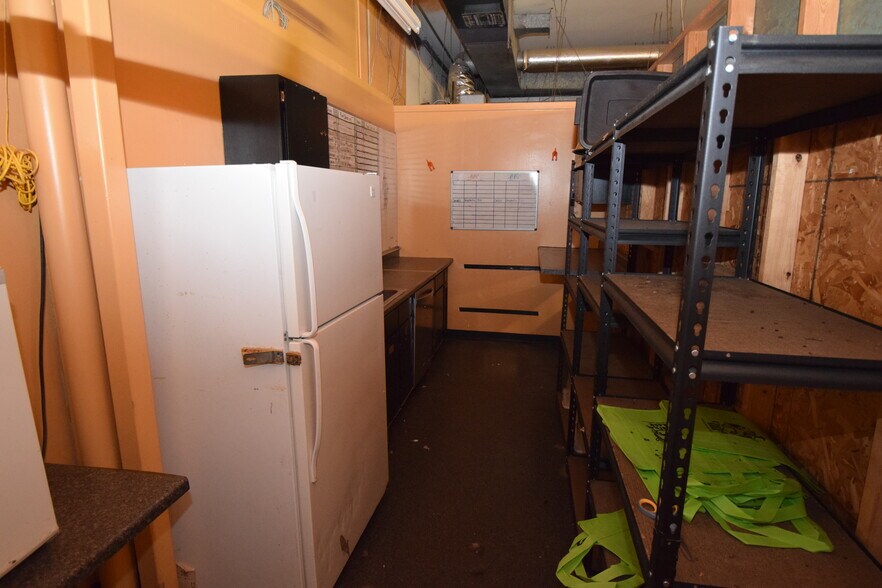 More Photos Of 836-838 Poplar Pl S, Seattle Manufacturing For Lease