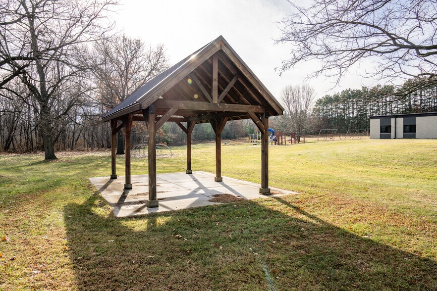 More Photos Of 201 Hoehn dr, Lyndon Station Specialty For Sale