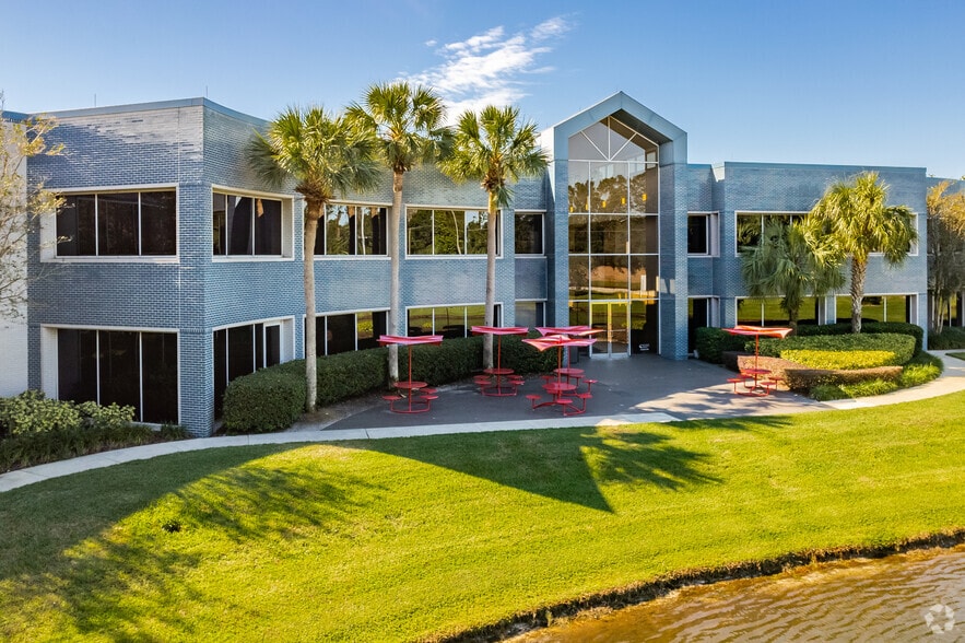 More Photos Of 3350 Buschwood Park Dr, Tampa Office For Lease