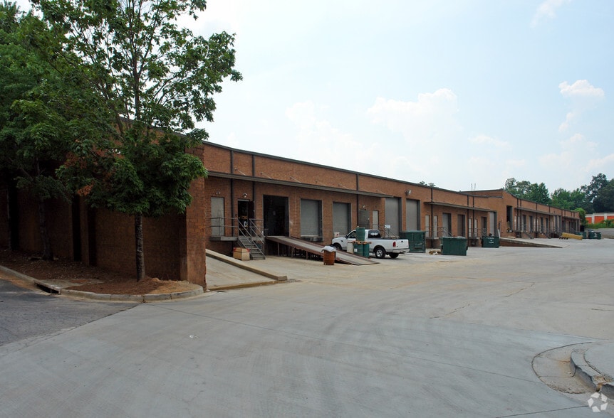 More Photos Of 3065 McCall Dr, Doraville Unknown For Lease