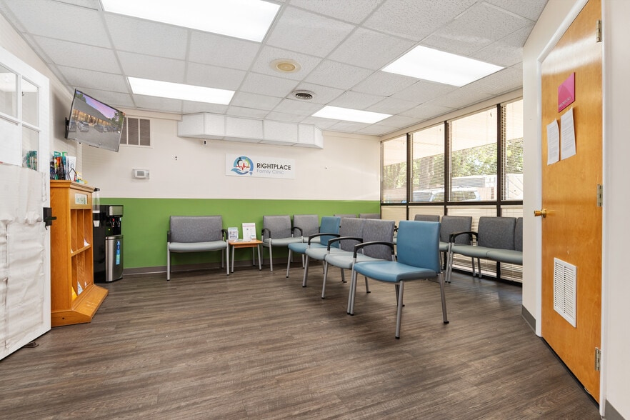 More Photos Of 9650 Santiago Rd, Columbia Medical For Sale