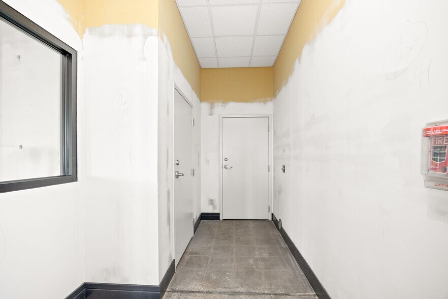 More Photos Of 3114 N Belt Hwy, Saint Joseph Fast Food For Sale