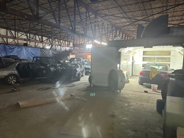 More Photos Of 2211 Windsor St, Chattanooga Service For Sale