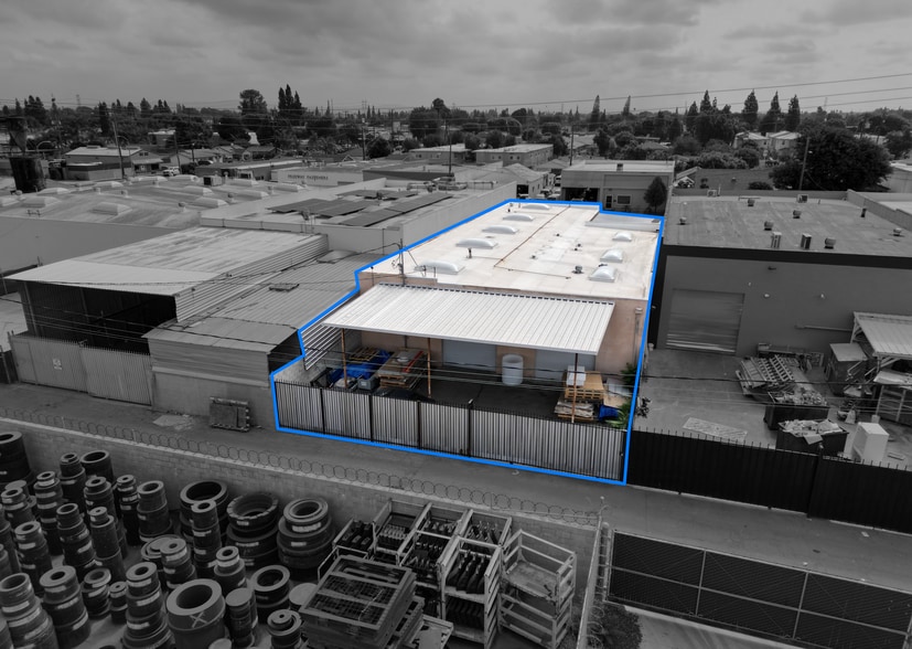 More Photos Of 15527 Vermont Ave, Paramount Warehouse For Lease
