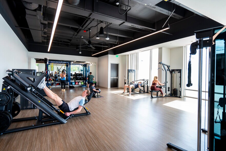 More Photos Of 2600 Via Fortuna, Austin Unknown For Lease