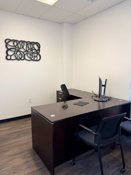 More Photos Of 6501 Eagle Rock Ave NE, Albuquerque Light Manufacturing For Lease