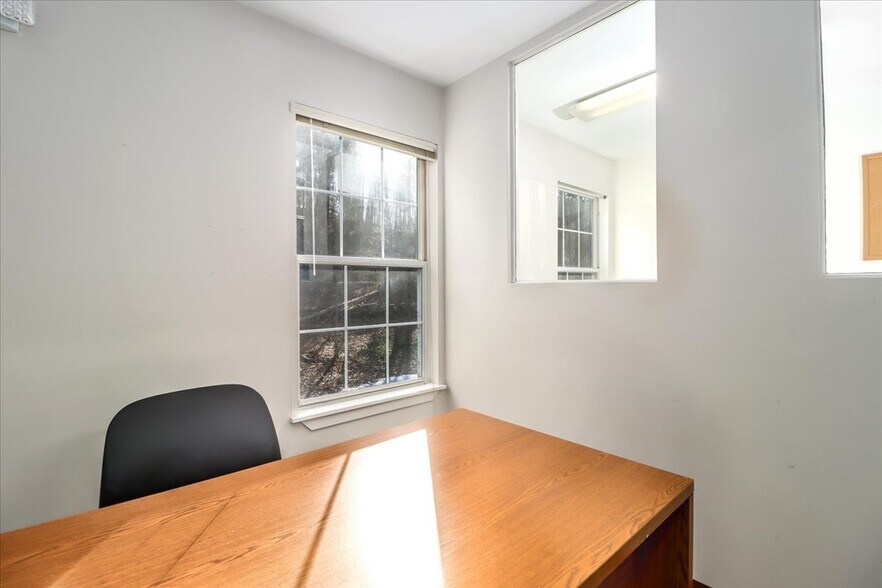 More Photos Of 219 Kent Rd, New Milford Office For Lease