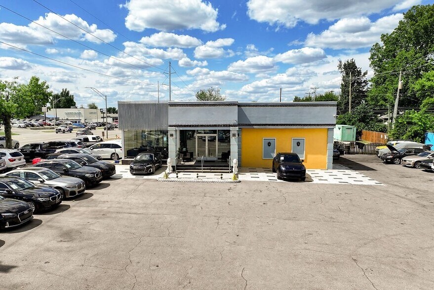 More Photos Of 435 E New Circle Rd, Lexington Specialty For Lease