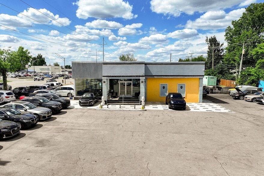 More Photos Of 435 E New Circle Rd, Lexington Specialty For Sale