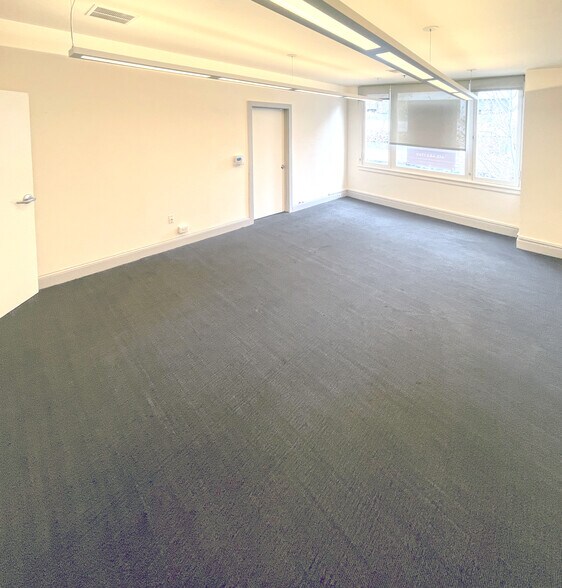 More Photos Of 2006 Kala Bagai Way, Berkeley Storefront Retail Office For Lease