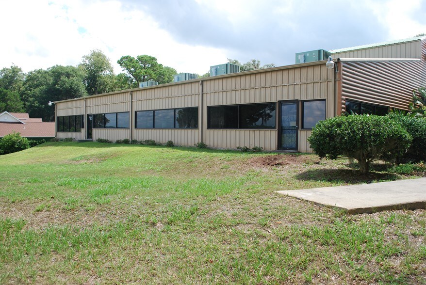 More Photos Of 1224 Buccaneer Club Rd NE, Townsend General Retail For Sale