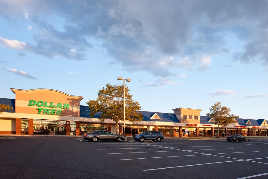 More Photos Of 702-712 Lisbon Center Dr, Woodbine Unknown For Lease