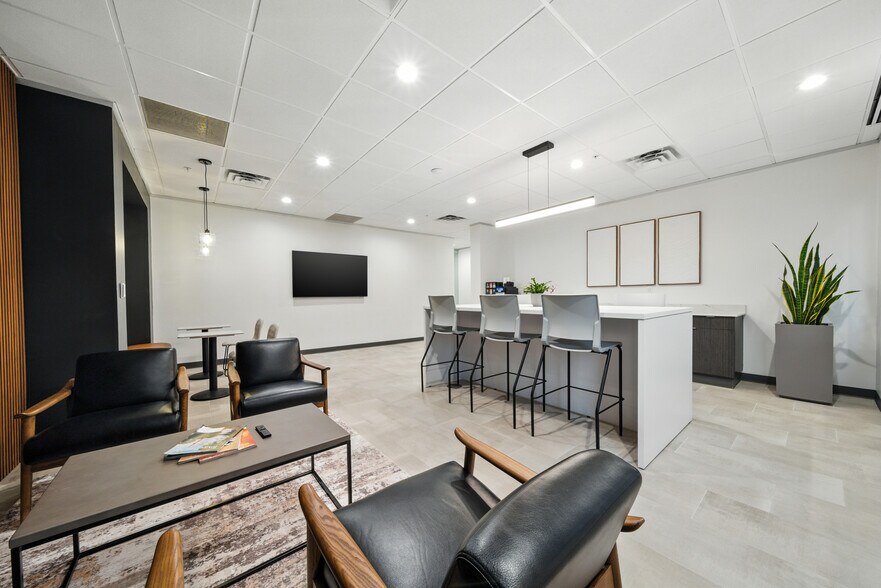 More Photos Of 115 S Wild Basin Rd, Austin Office For Lease