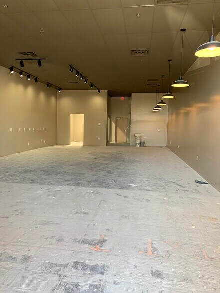 More Photos Of 9285 S Cimarron Rd, Las Vegas Freestanding For Lease