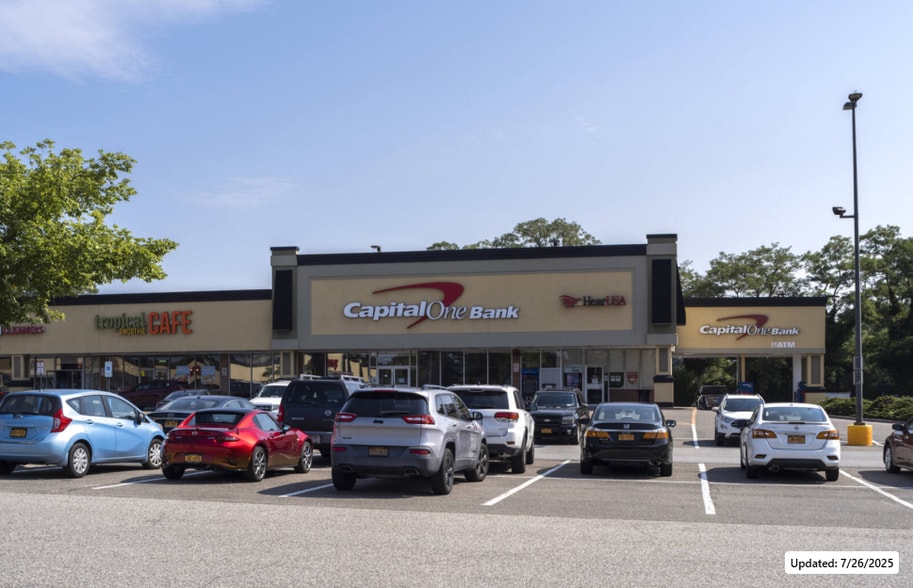 More Photos Of 1080-1140 Old Country Rd, Riverhead Unknown For Lease