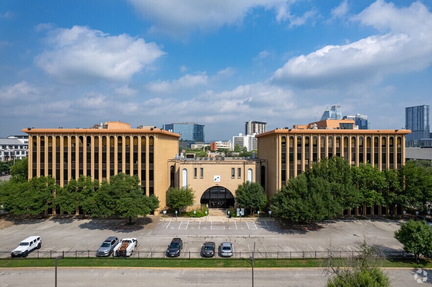 More Photos Of 150 Riverside Dr E, Austin Office For Lease