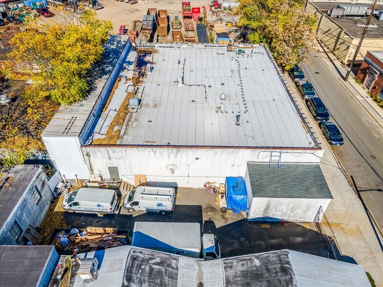 More Photos Of 50 Hempstead Gardens, West Hempstead Warehouse For Sale