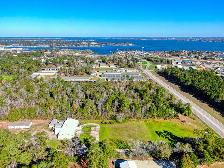 More Photos Of 464 McCaleb, Montgomery Specialty For Sale