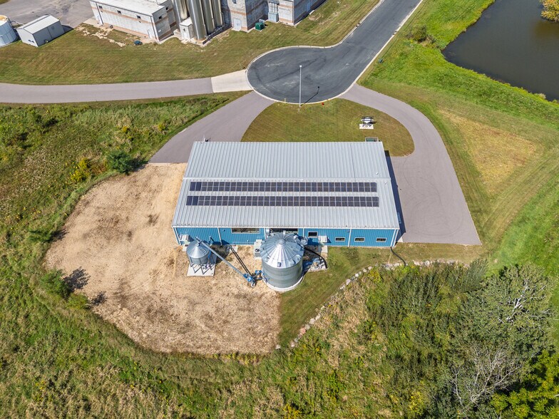 More Photos Of 605 Greenway Ct, Reedsburg Industrial For Sale