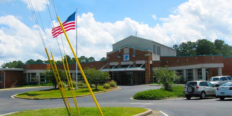 Primary Photo Of 521 W Hill St, Thomson Office For Lease