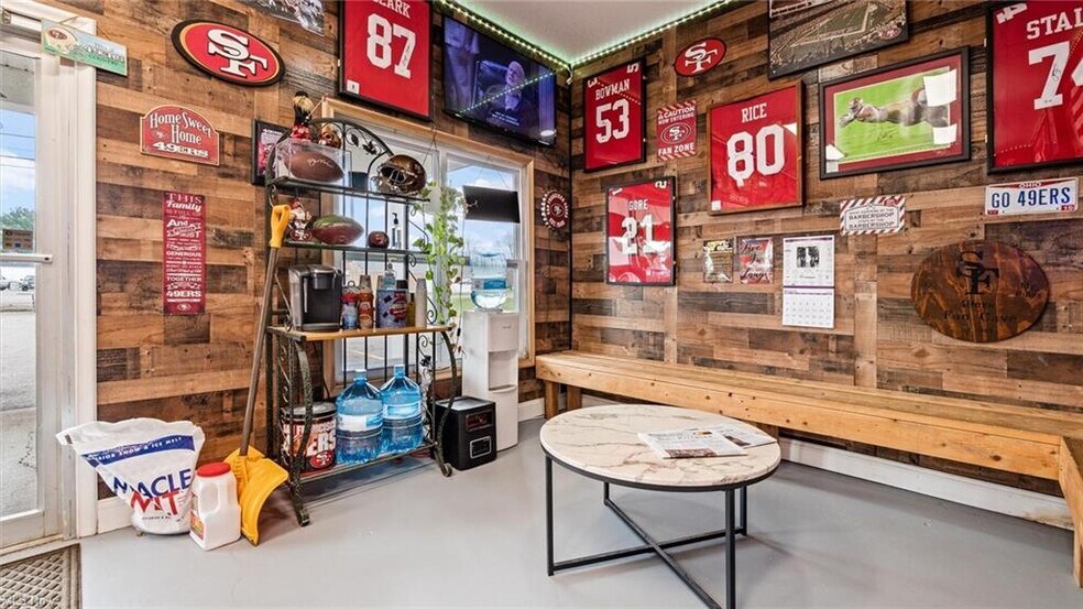 More Photos Of 22 3rd st, Frazeysburg Storefront For Sale