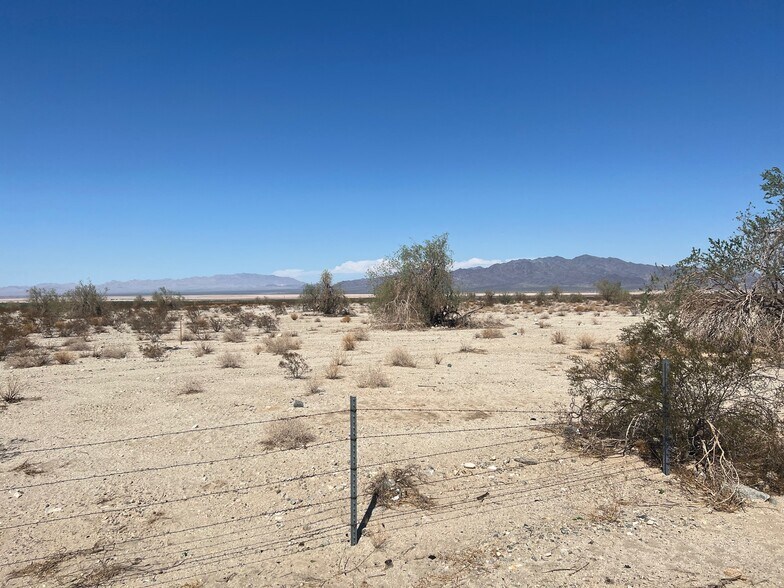Interstate 10 Freeway, Desert Center, CA 92239 Land For Lease
