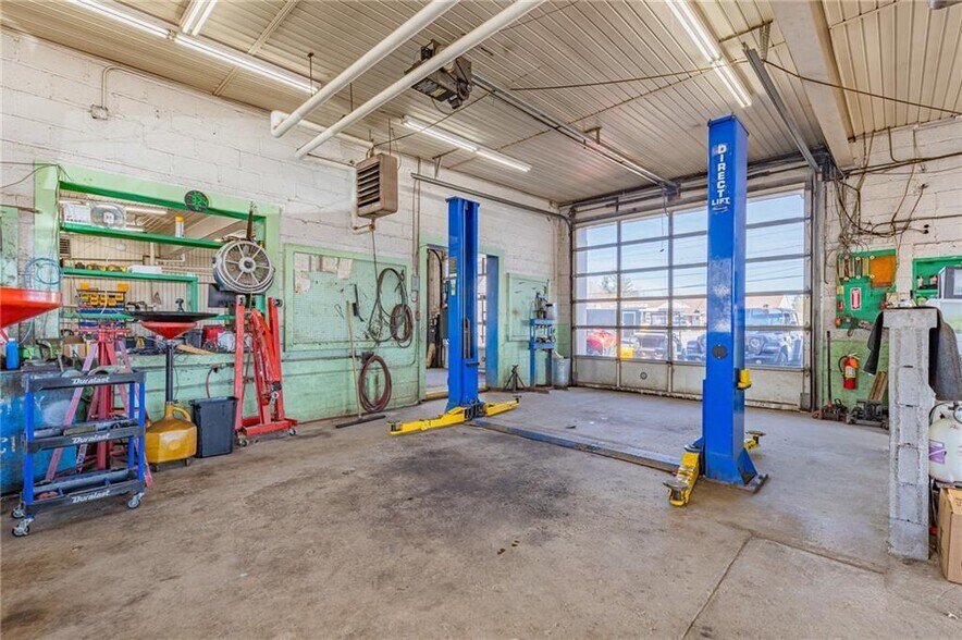 More Photos Of 4577 S Lake Rd, Brockport Auto Dealership For Sale