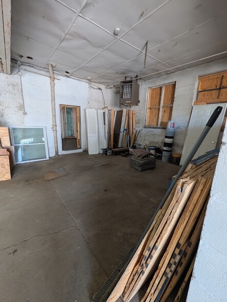 More Photos Of 67 Brenner Ave, Dayton Warehouse For Sale