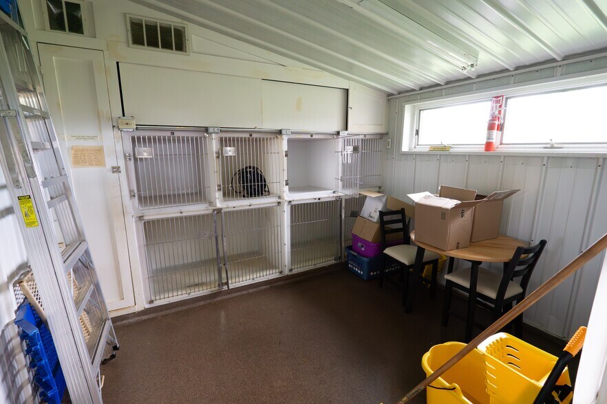 More Photos Of 191 Wallins Corners Rd, Amsterdam Healthcare For Sale