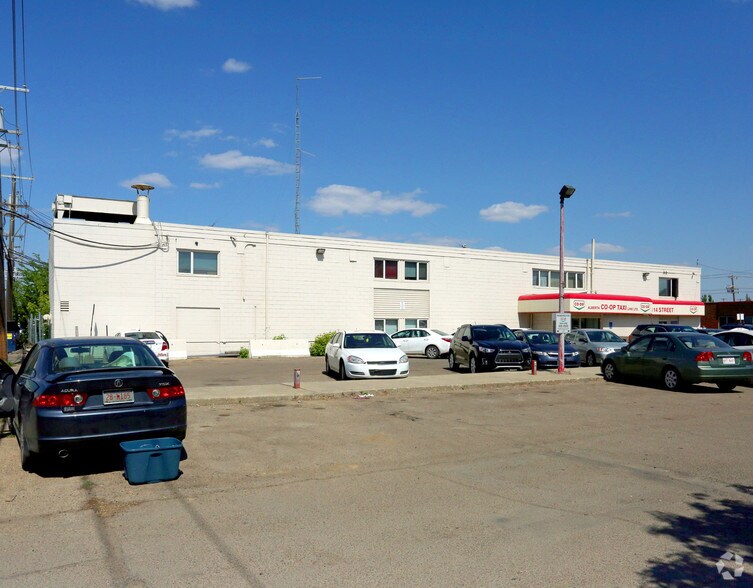 More Photos Of 10538 114th St NW, Edmonton Office For Sale