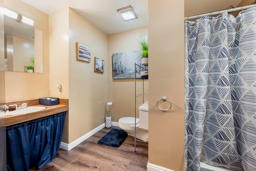 More Photos Of 3435 San Anseline Ave, Long Beach Religious Facility For Sale