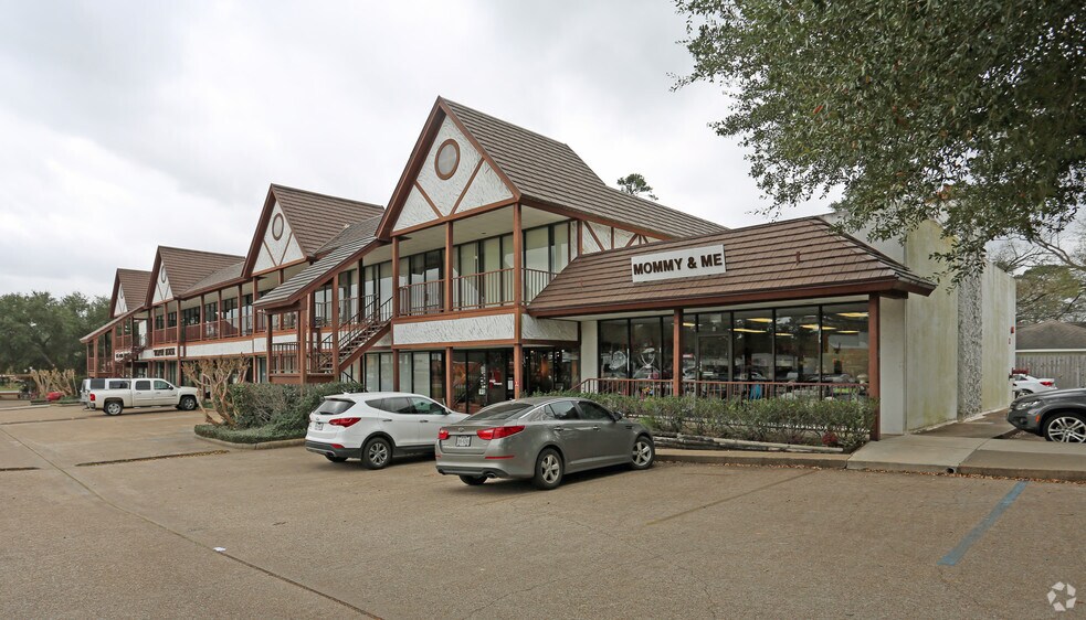 More Photos Of 804 W Dallas St, Conroe Office For Sale